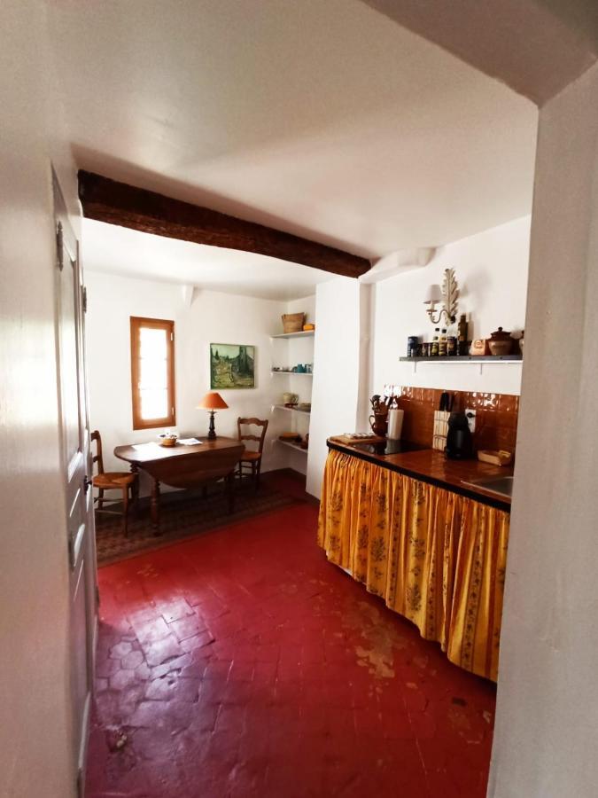La Maison Des Artistes Διαμέρισμα Cotignac Εξωτερικό φωτογραφία